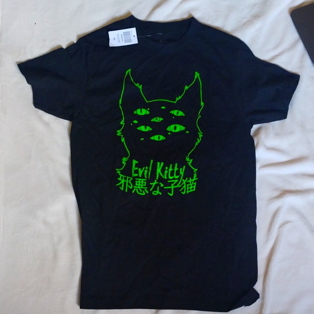Hot topic, evil kitty T-shirt